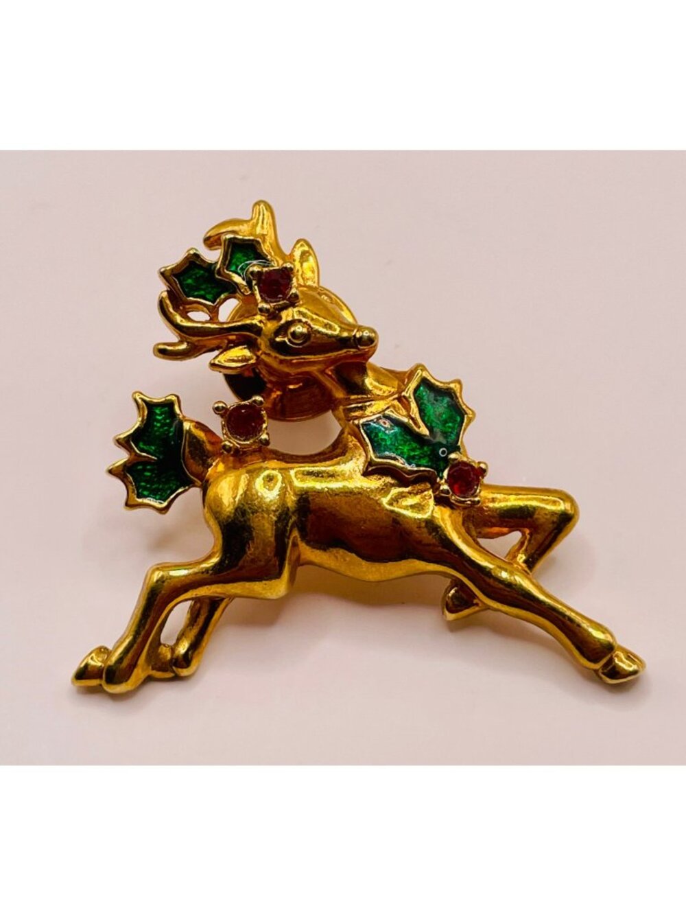 Avon Vintage Gold-Tone Christmas Holiday Reindeer Brooch -28B